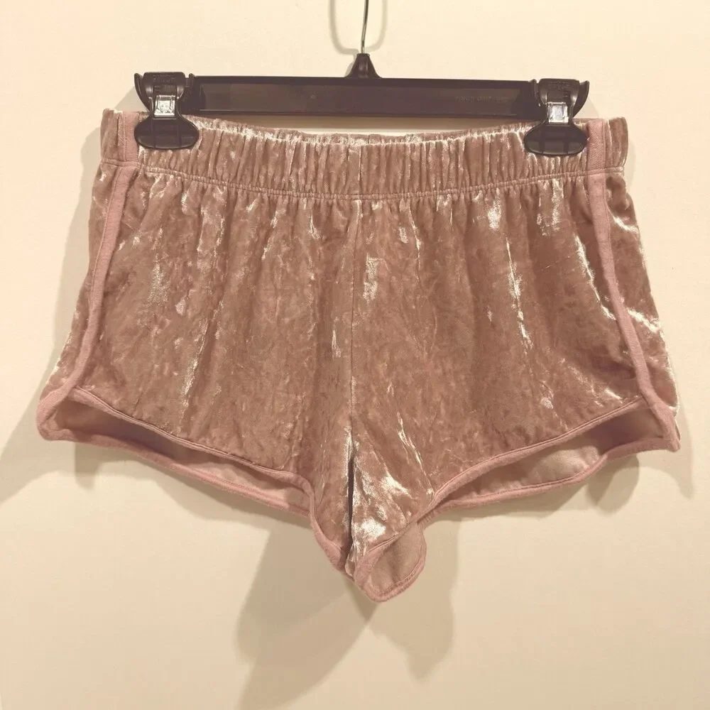 L.A. Hearts Women Velvet Shorts Size M champagne Color
